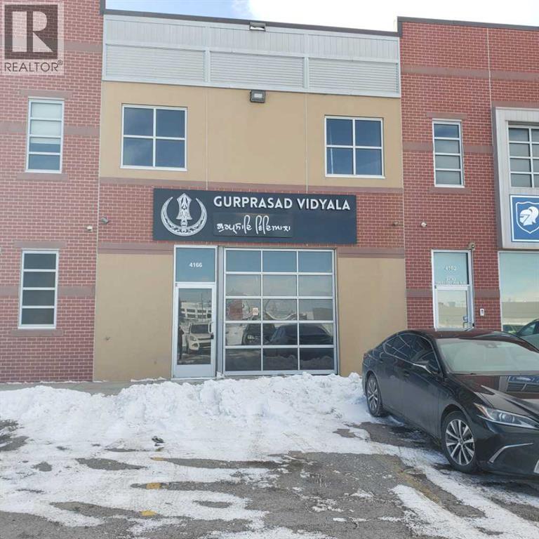 4166, 3961 52 Avenue NE, Calgary, Alberta