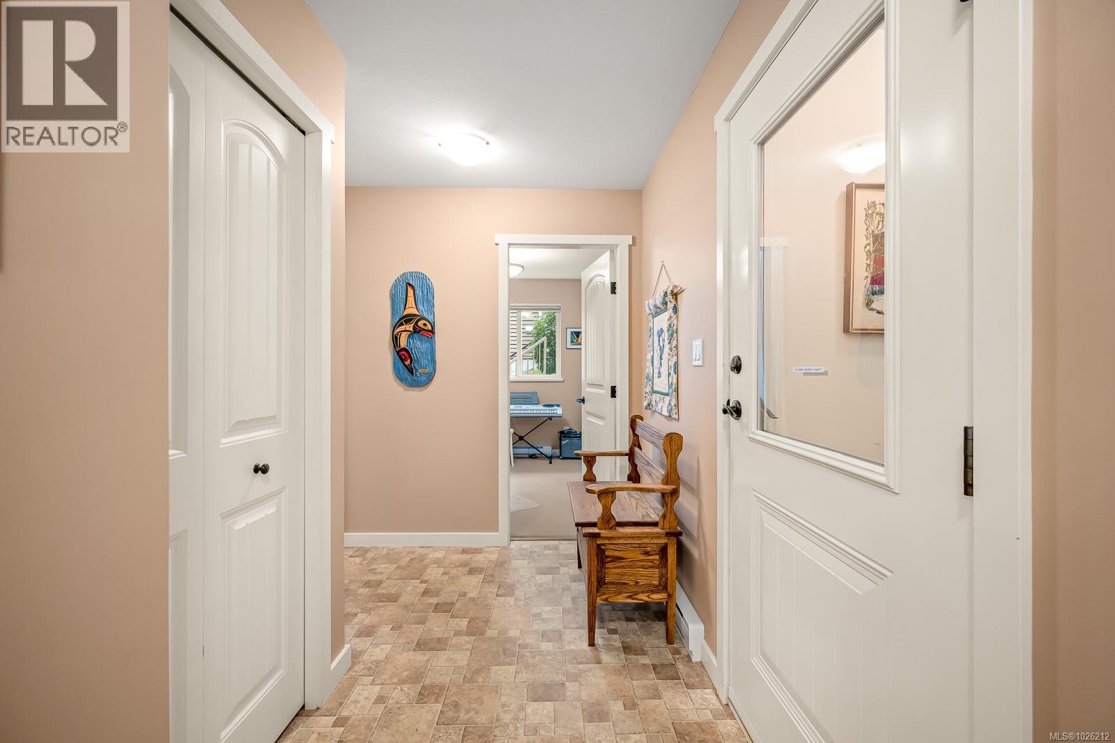 2684 Kendal Ave, Cumberland