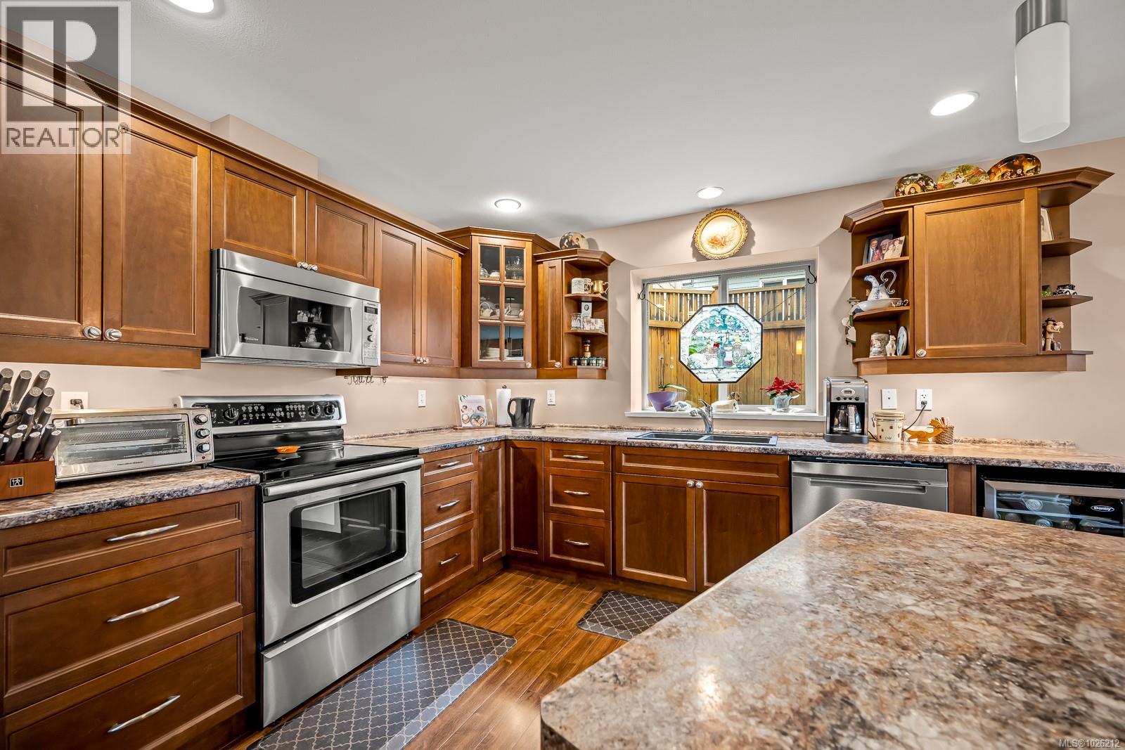 2684 Kendal Ave, Cumberland