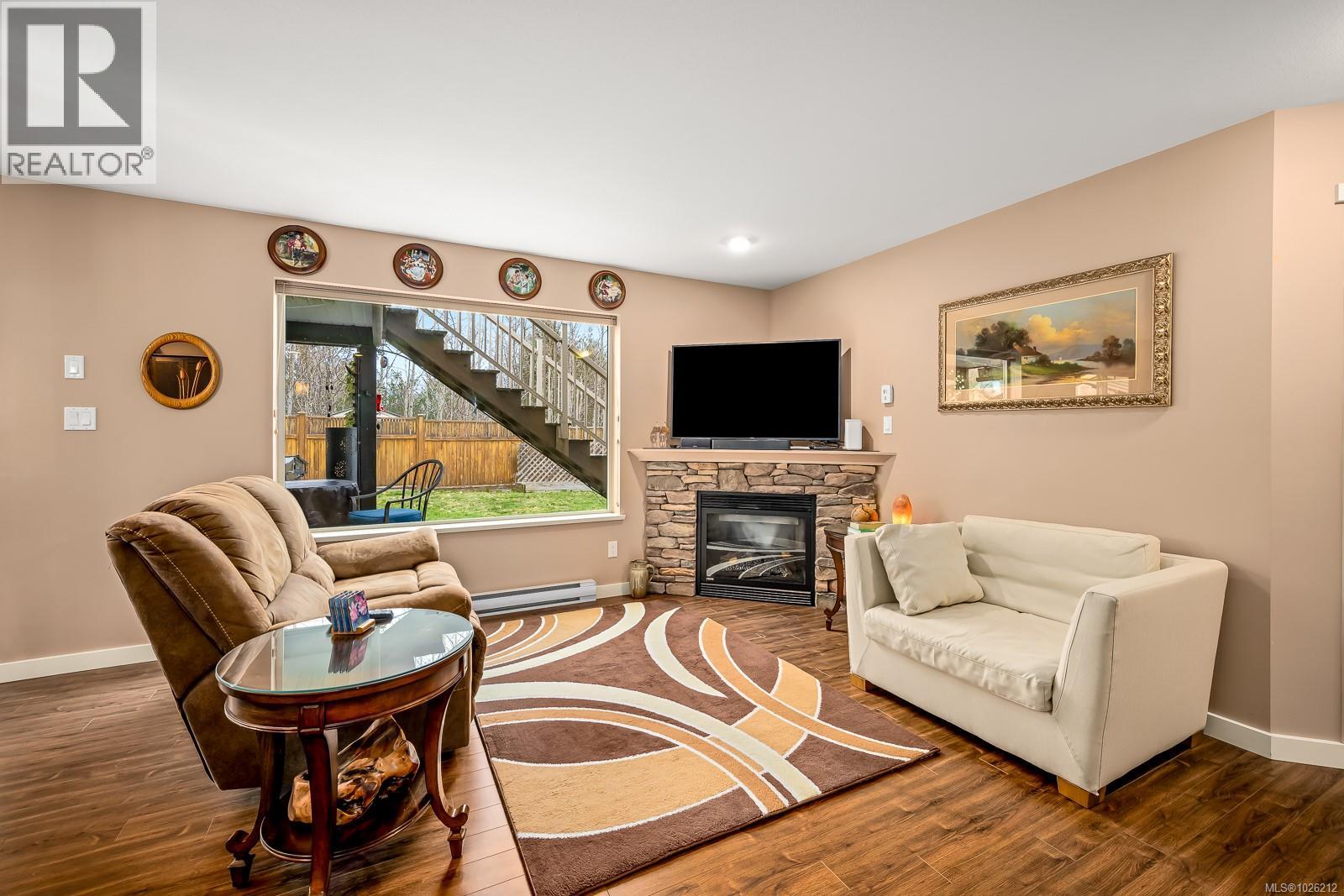 2684 Kendal Ave, Cumberland