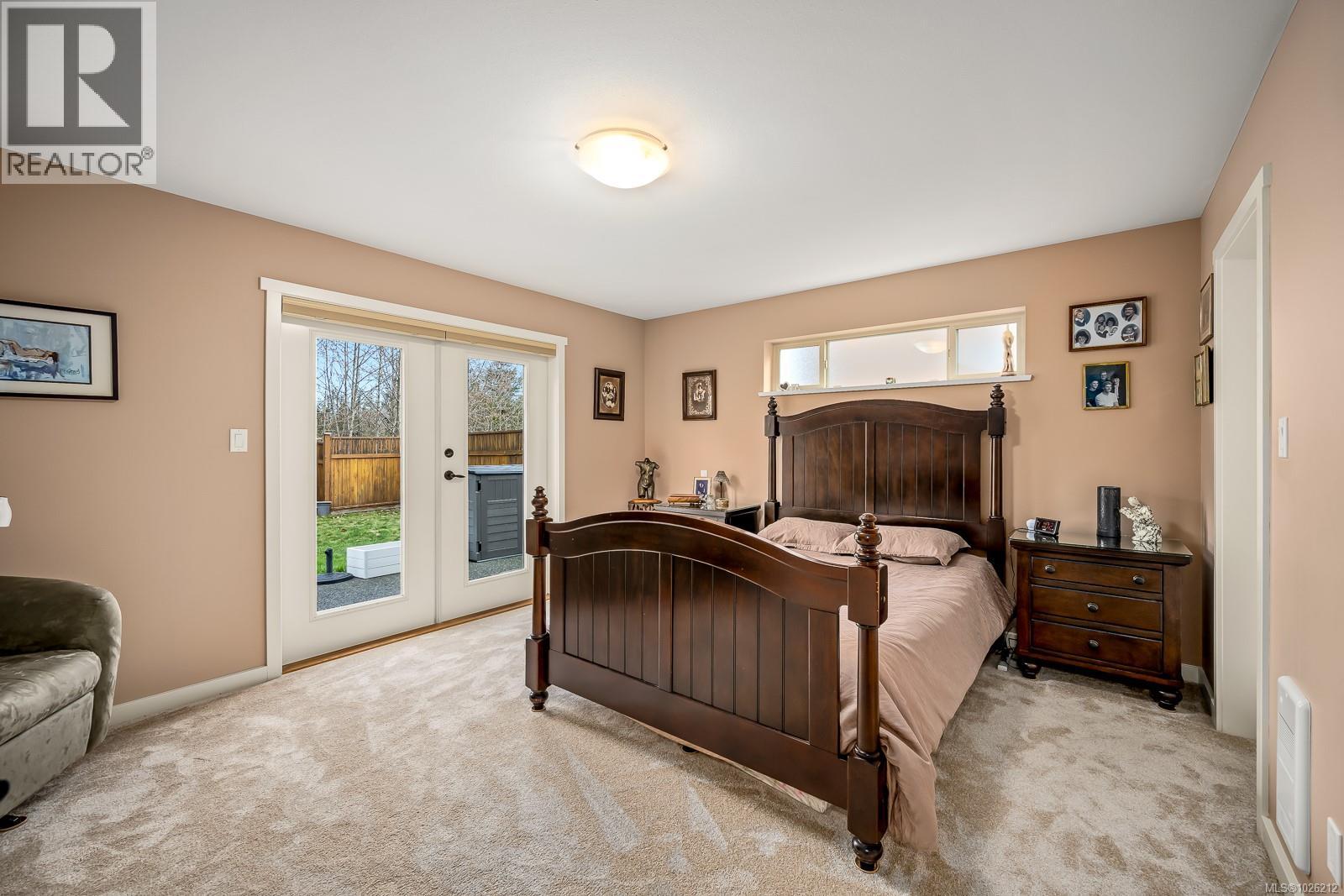 2684 Kendal Ave, Cumberland