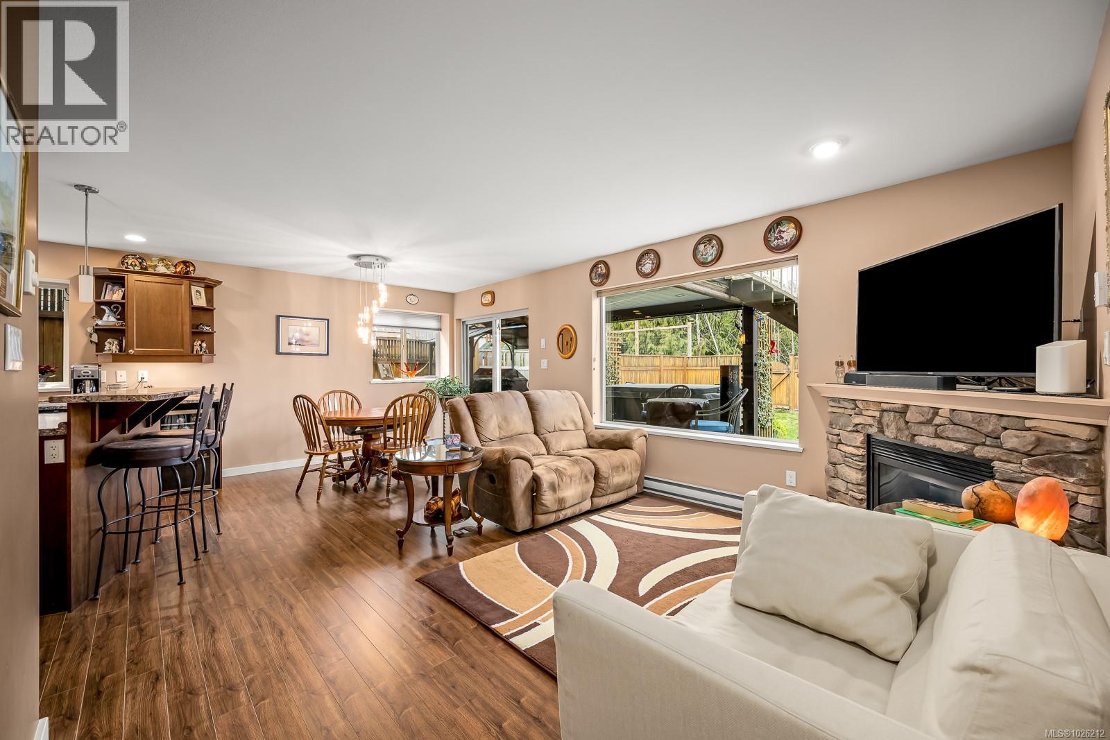 2684 Kendal Ave, Cumberland