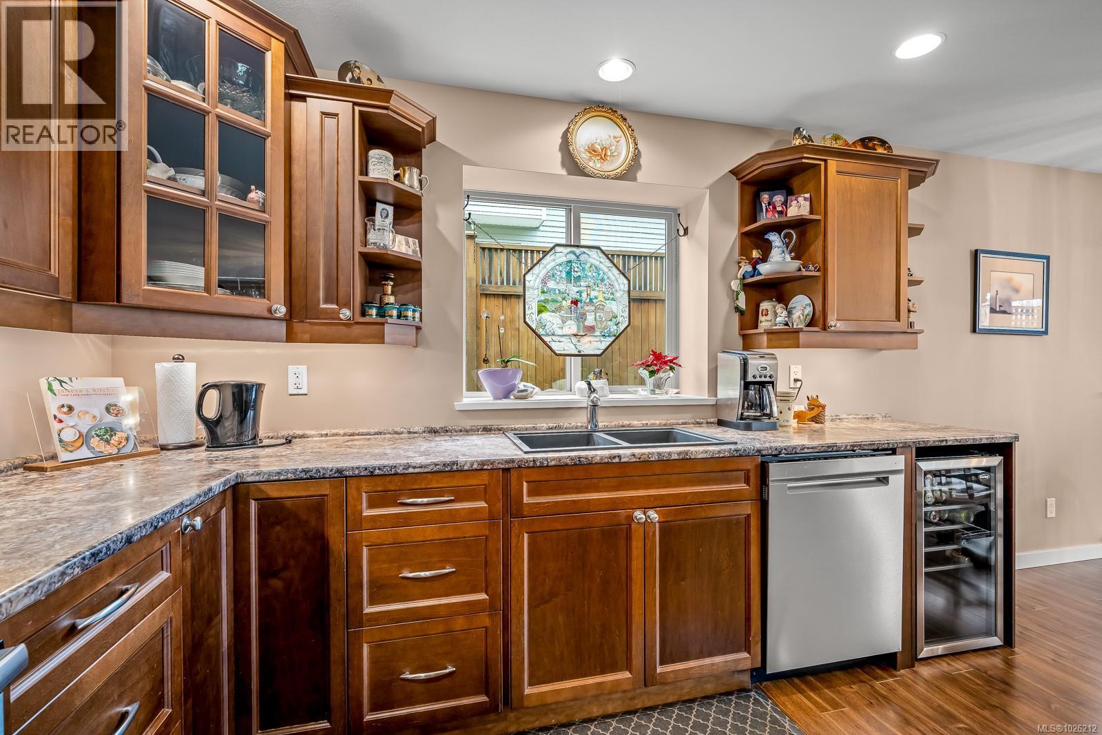 2684 Kendal Ave, Cumberland