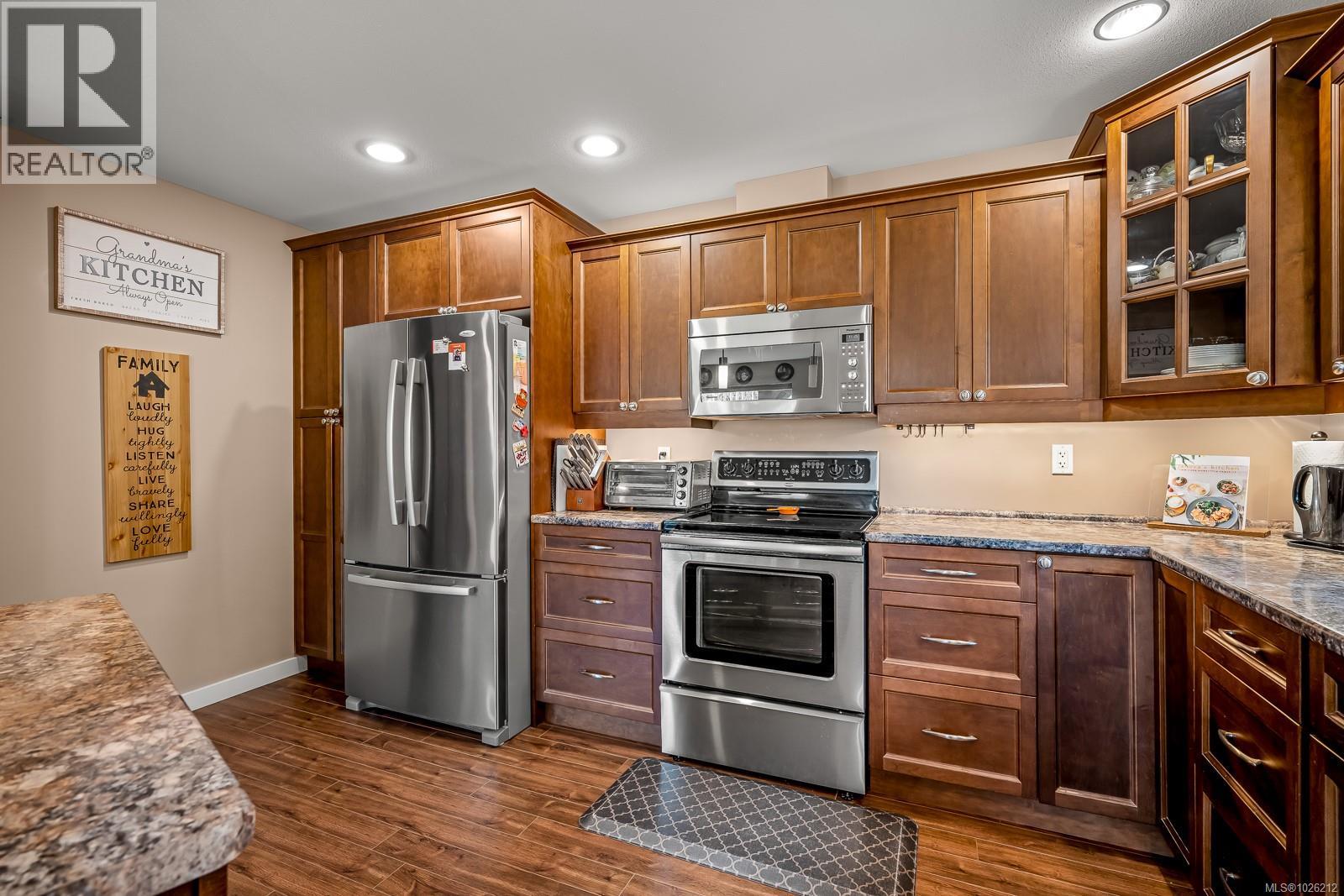 2684 Kendal Ave, Cumberland