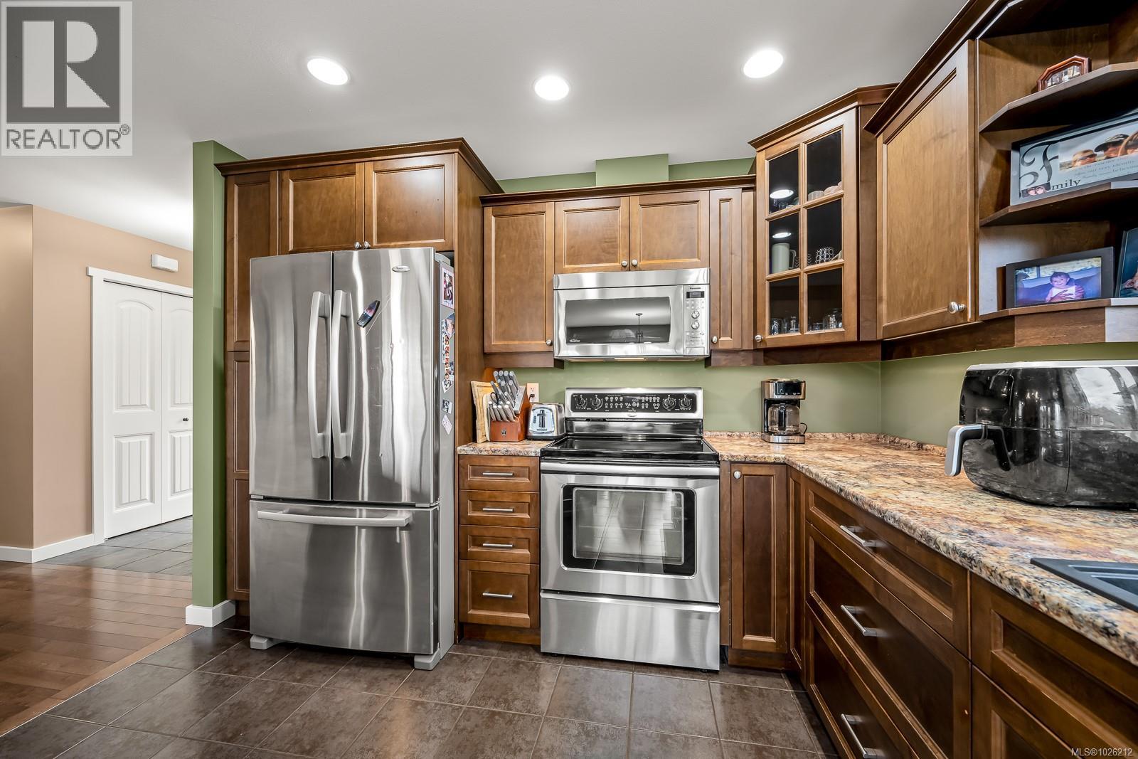 2684 Kendal Ave, Cumberland