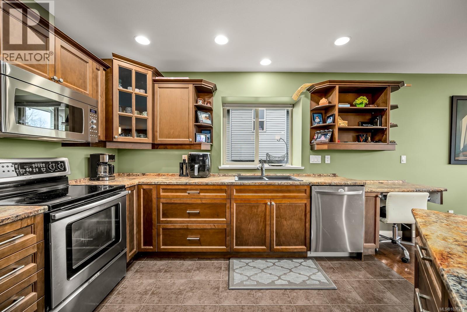 2684 Kendal Ave, Cumberland