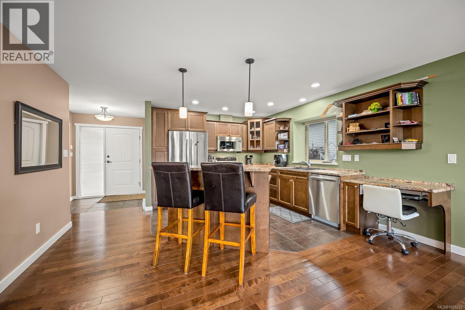 2684 Kendal Ave, Cumberland