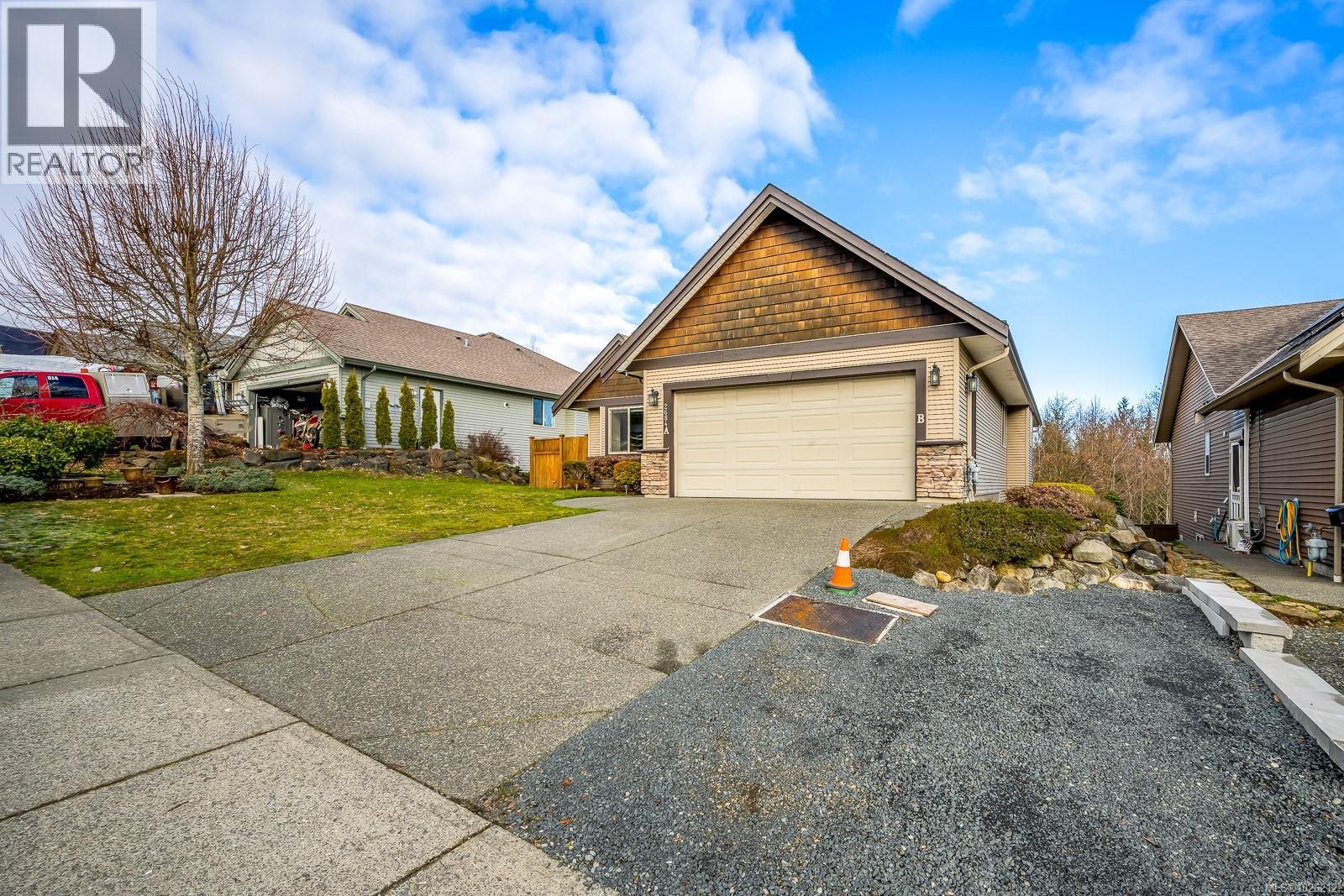 2684 Kendal Ave, Cumberland