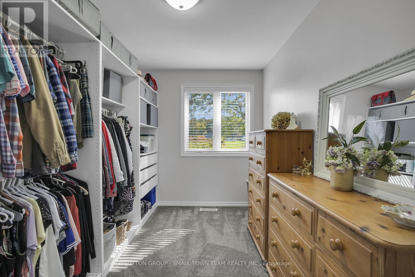 Primary Bedroom Closet
