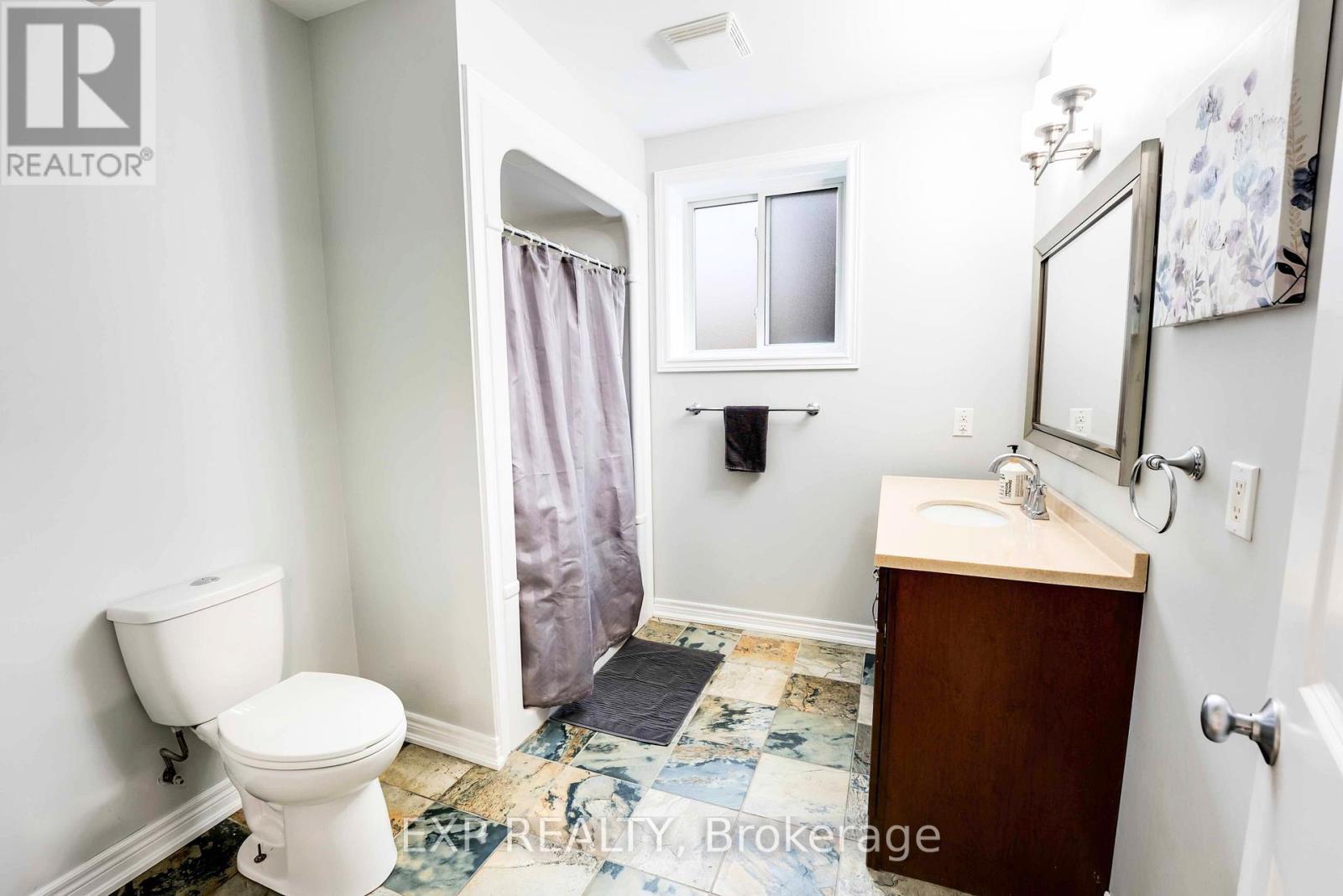 8583 FORESTVIEW BOULEVARD - 27