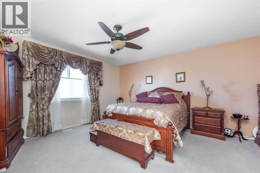 Single Family House for Sale in  Citadel Crest Link NW Citadel Calgary 