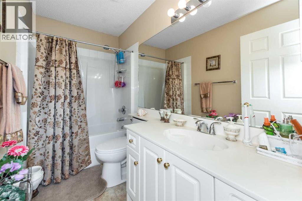 Single Family House for Sale in  Citadel Crest Link NW Citadel Calgary 