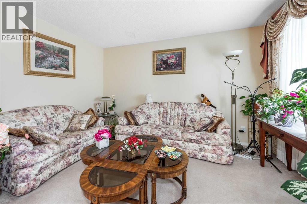 Single Family House for Sale in  Citadel Crest Link NW Citadel Calgary 