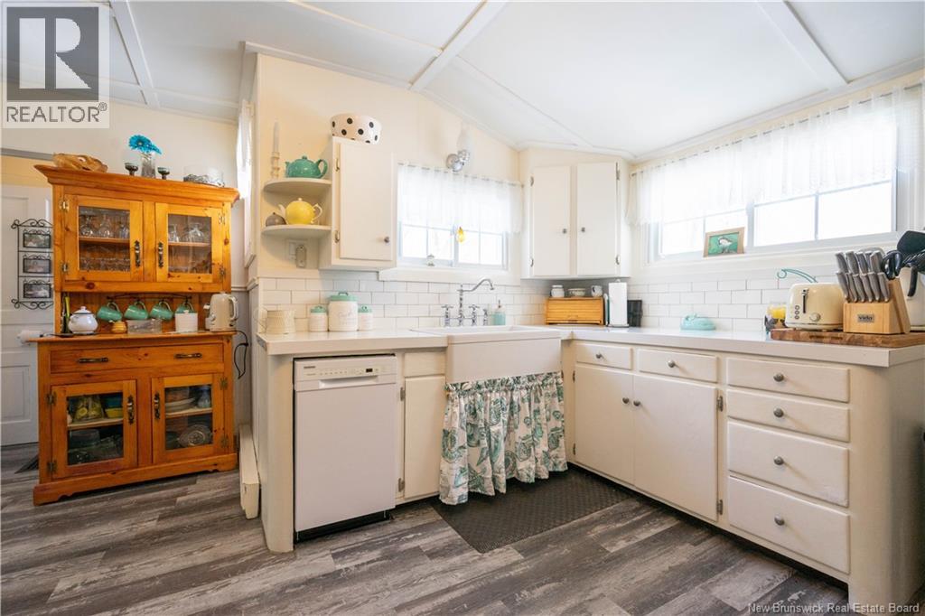 53 WOODMANS POINT ROAD - 11