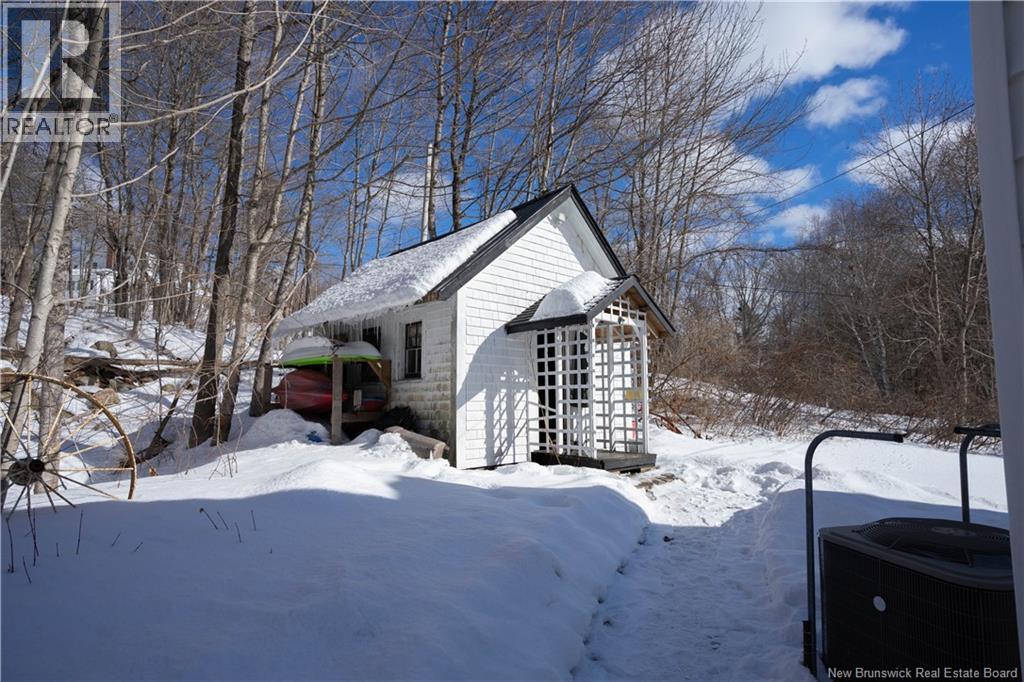 53 WOODMANS POINT ROAD - 30