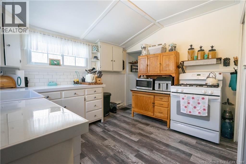 53 WOODMANS POINT ROAD - 10