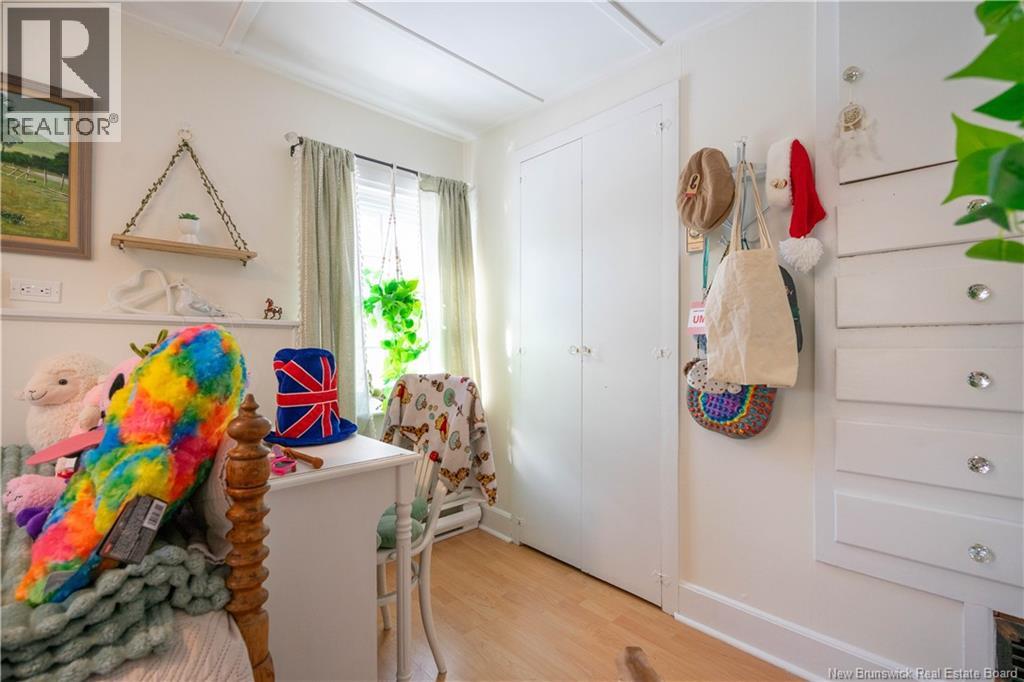 53 WOODMANS POINT ROAD - 25