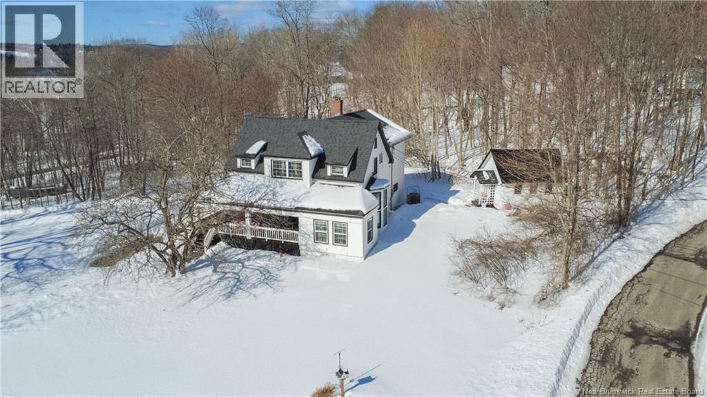 53 WOODMANS POINT ROAD - 37