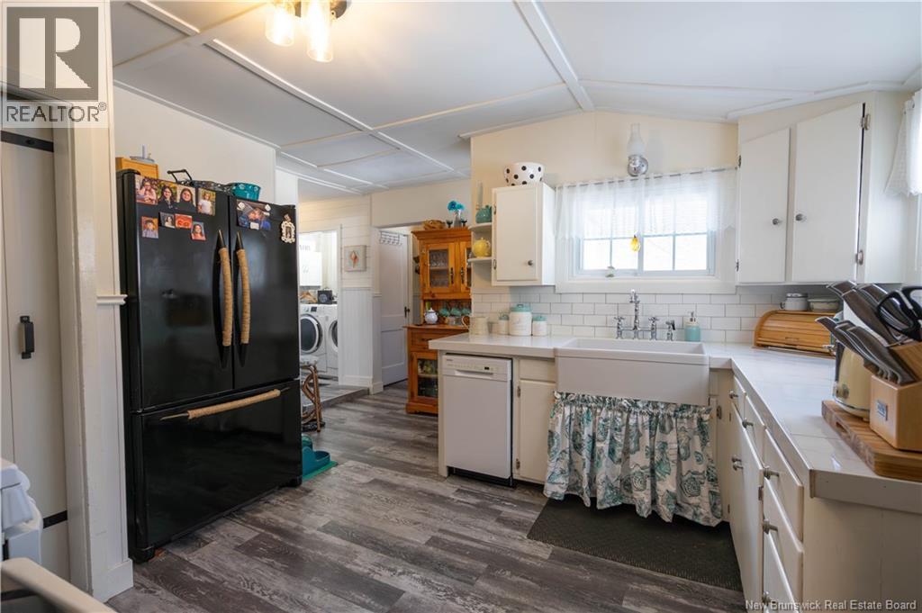 53 WOODMANS POINT ROAD - 14