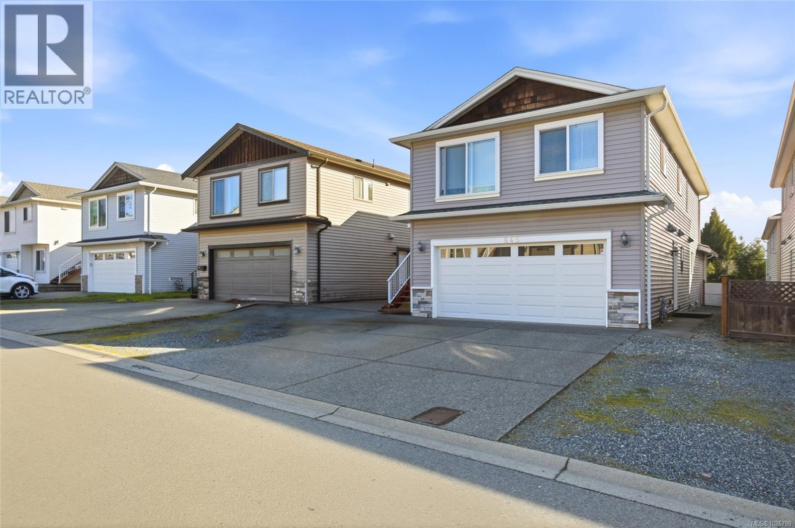 645 Howard Ave - Main photo, Nanaimo, British Columbia