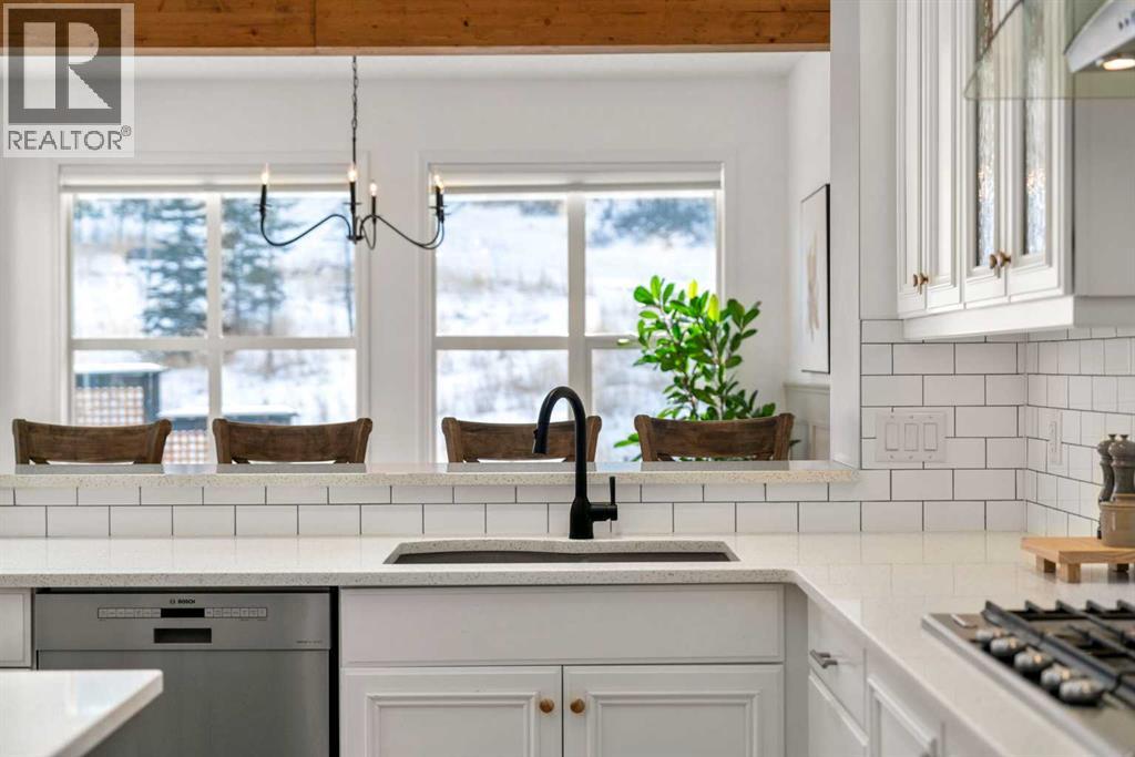 57 Riviera Crescent, Cochrane