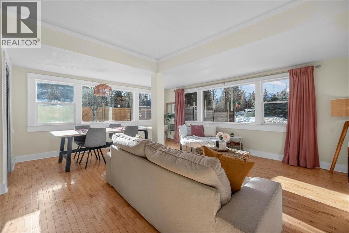 106 1st Street, Fernie