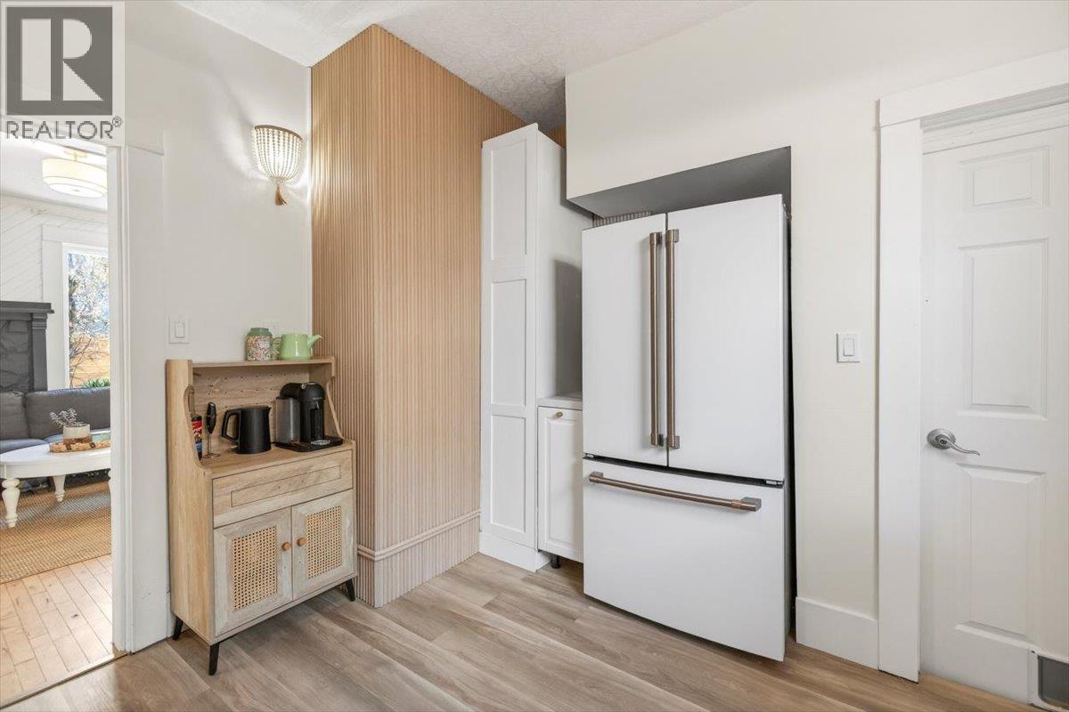 106 1st Street, Fernie