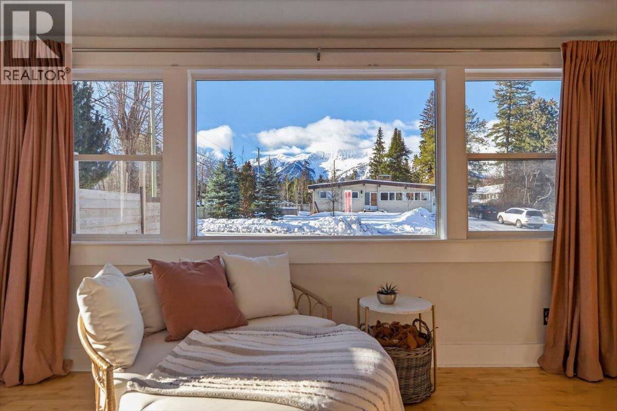 106 1st Street, Fernie