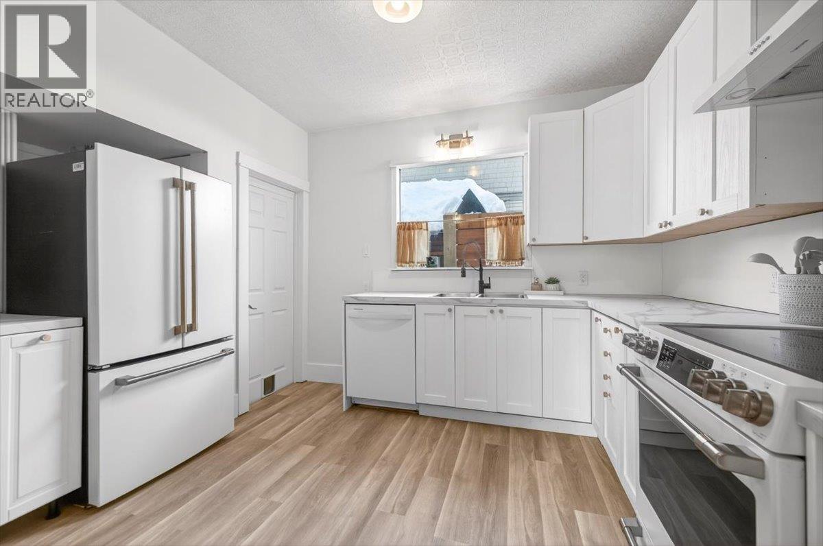 106 1st Street, Fernie