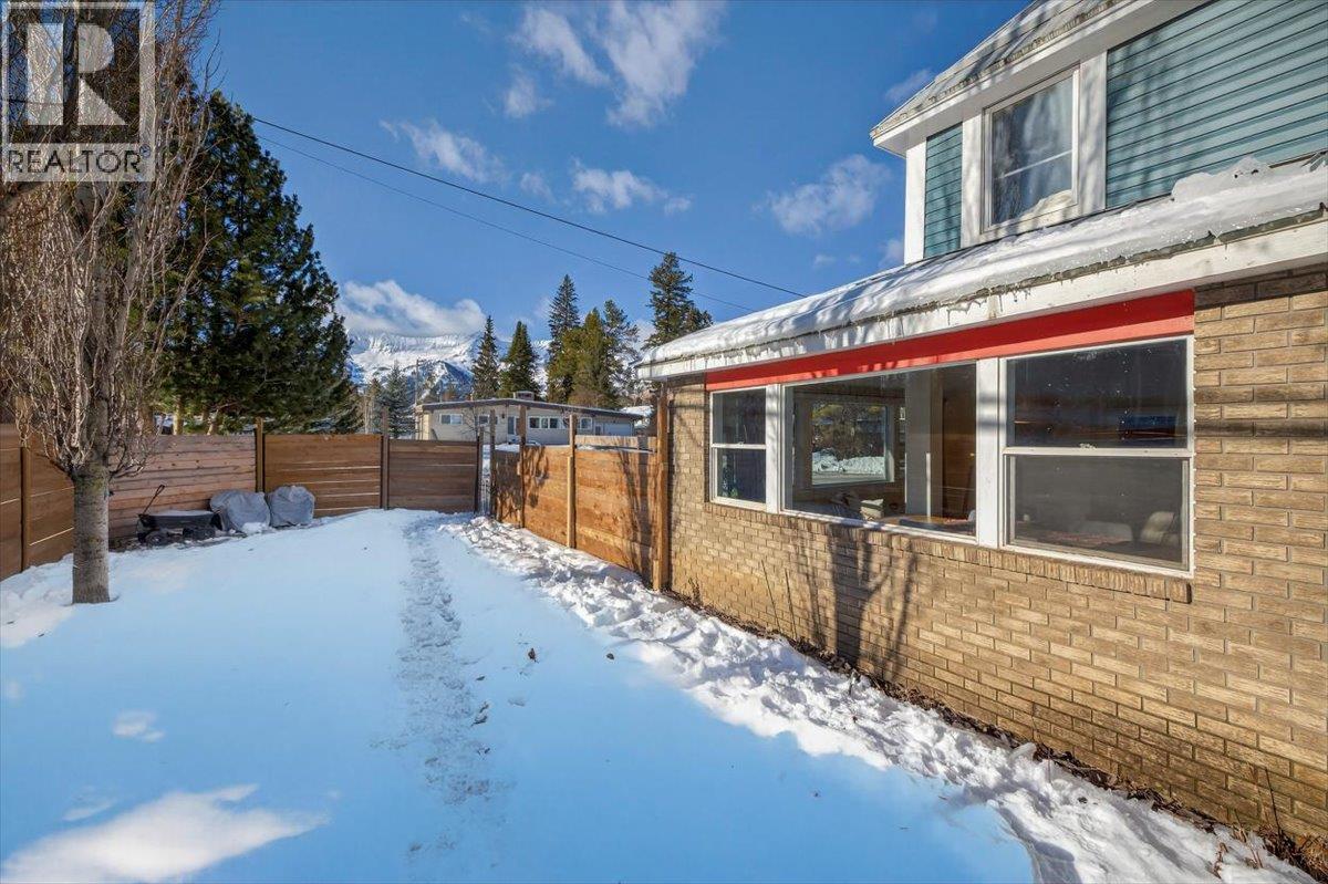 106 1st Street, Fernie