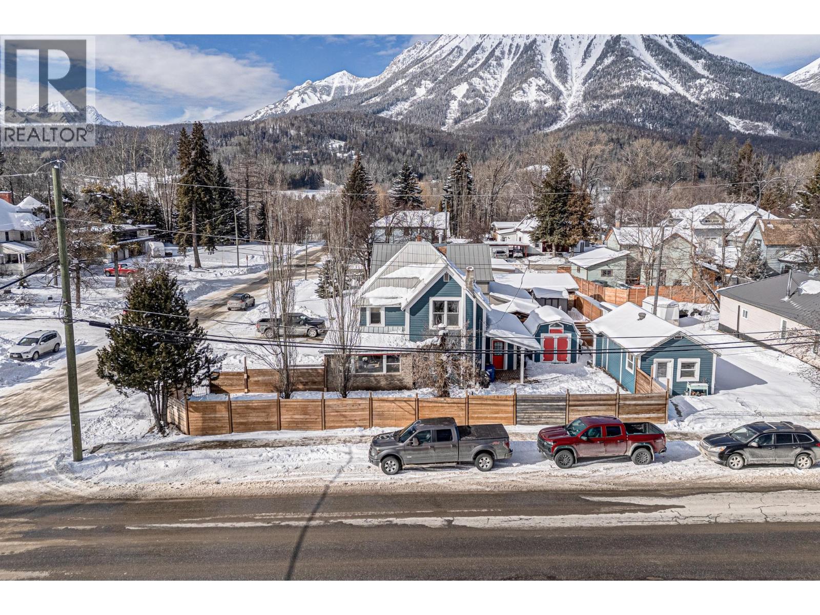 106 1st Street, Fernie