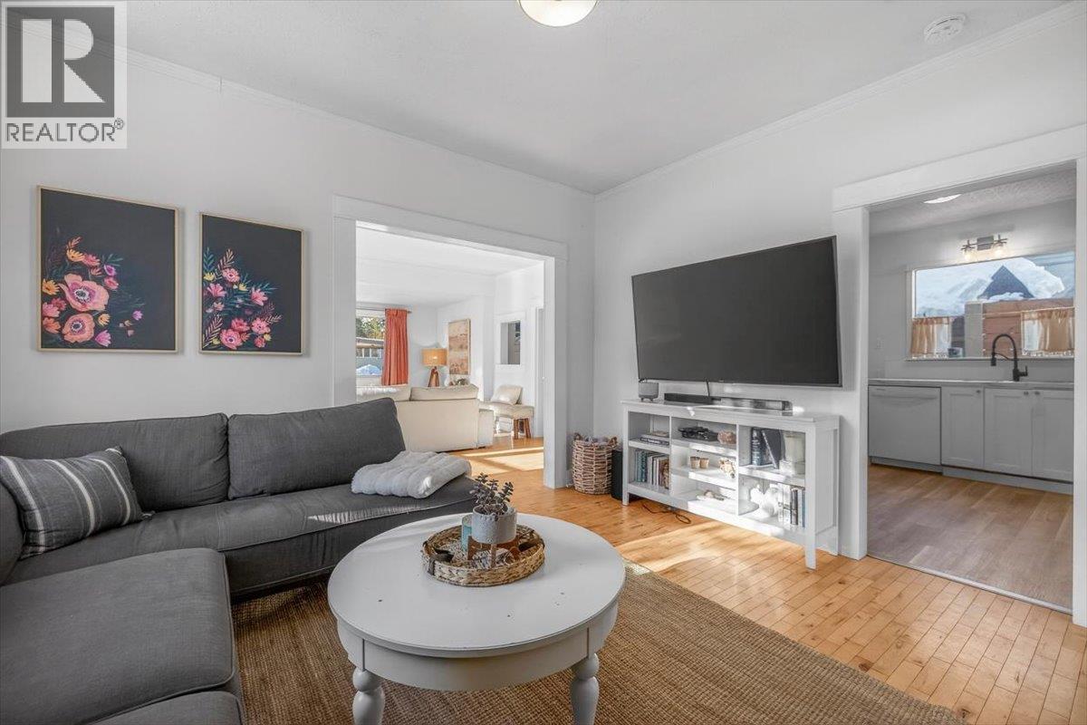 106 1st Street, Fernie