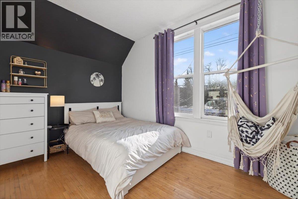 106 1st Street, Fernie