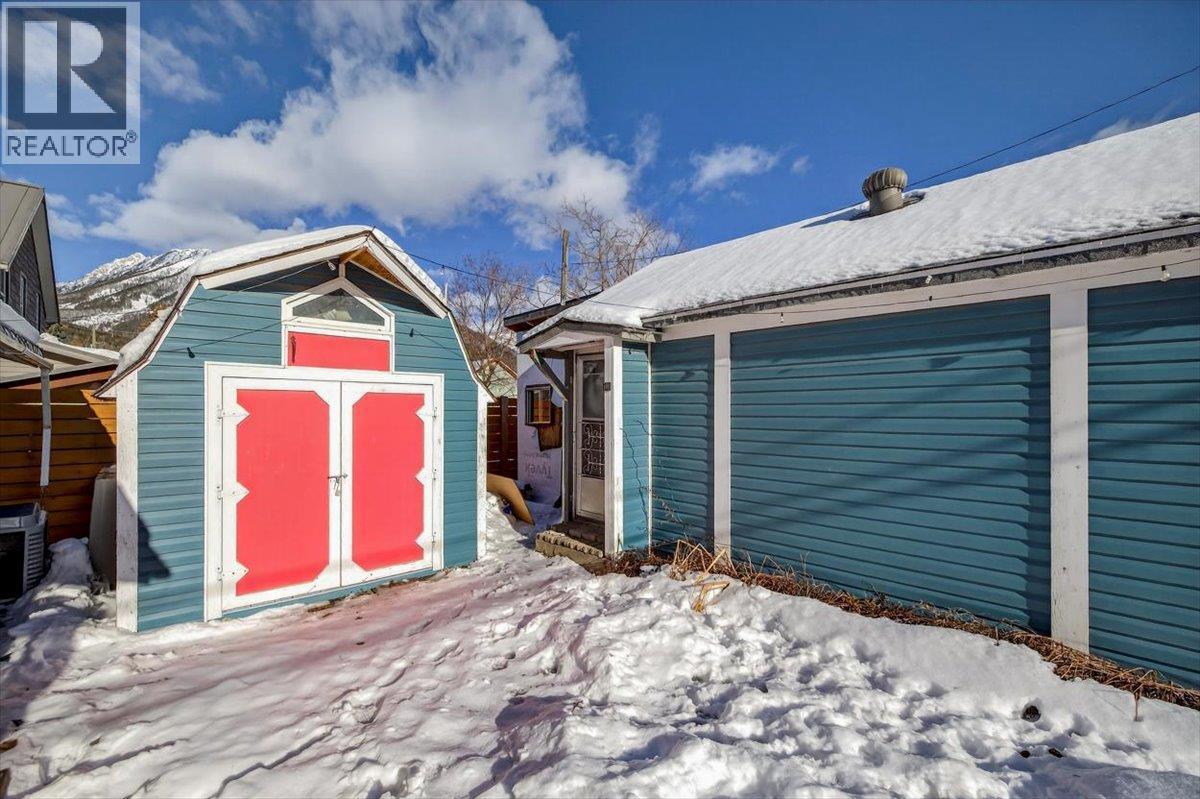 106 1st Street, Fernie