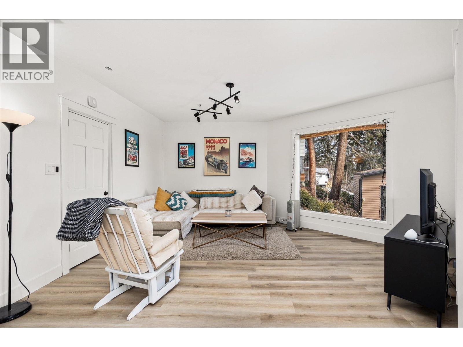  1446 Scott Crescent, West Kelowna