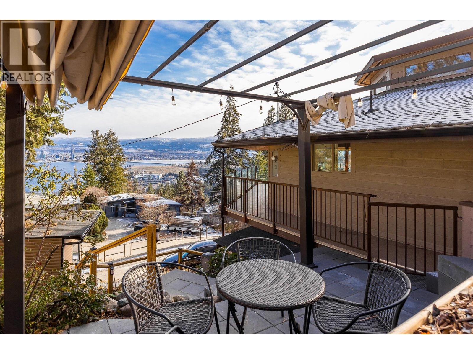 1446 Scott Crescent, West Kelowna