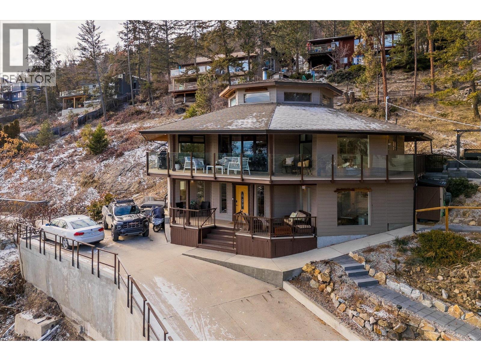  1446 Scott Crescent, West Kelowna