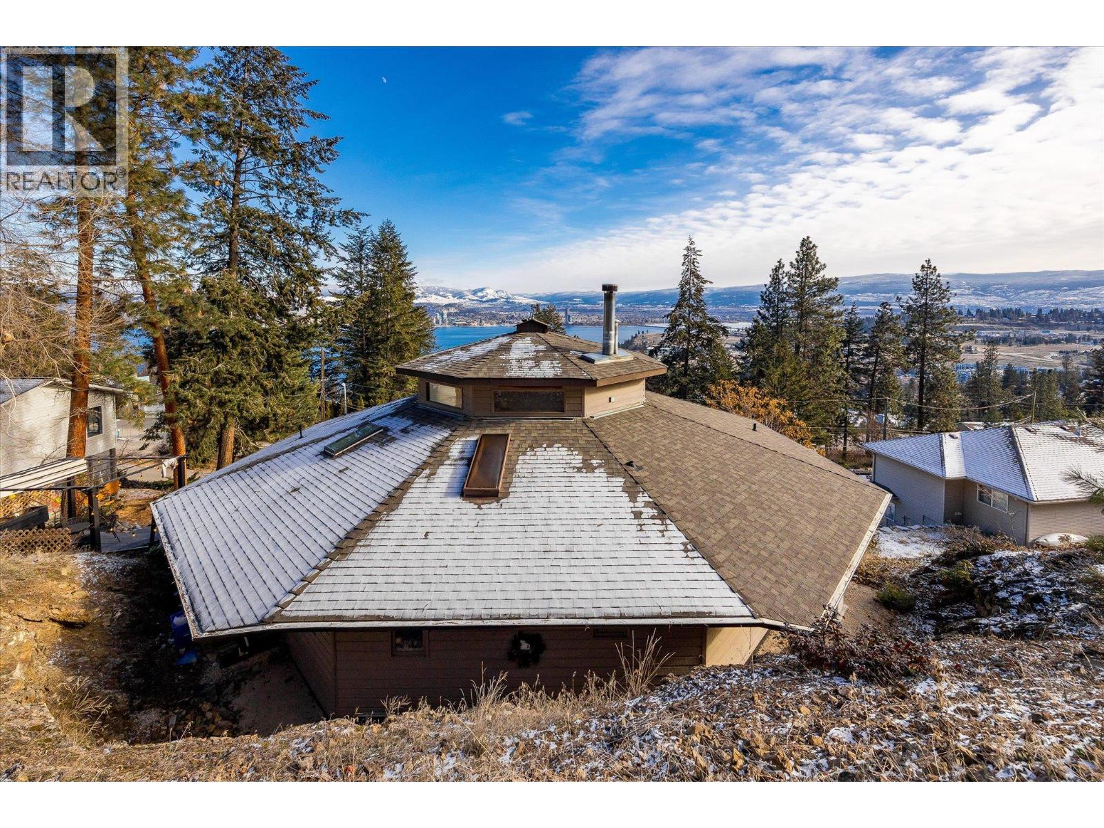  1446 Scott Crescent, West Kelowna