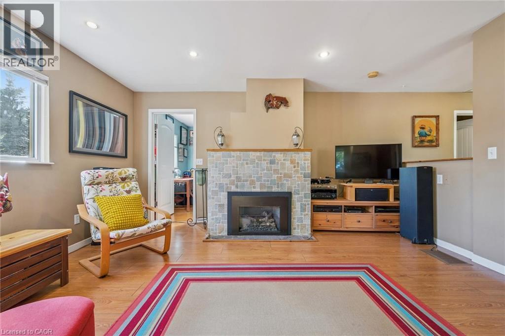 32 HOLLY Trail - 17