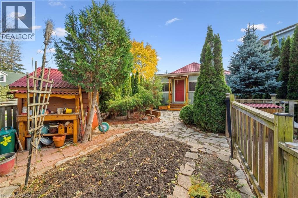 32 HOLLY Trail - 45