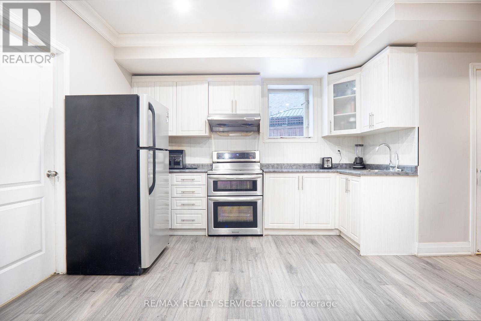 3 TOKARA AVENUE - 20