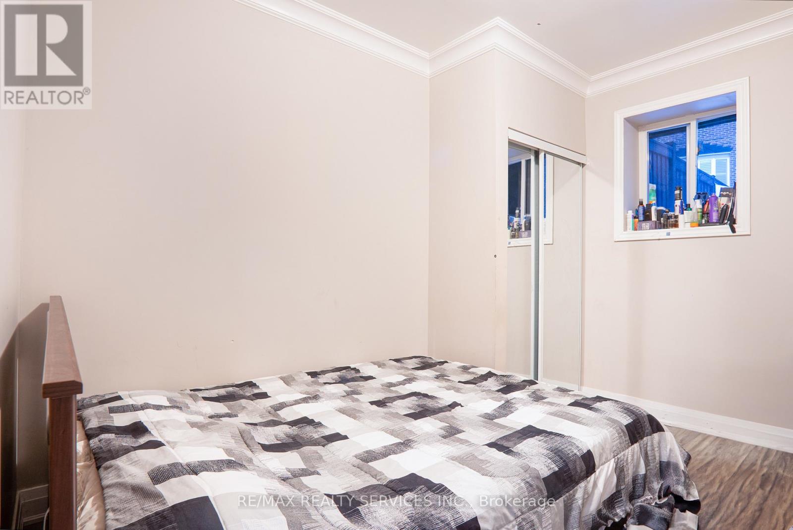3 TOKARA AVENUE - 21