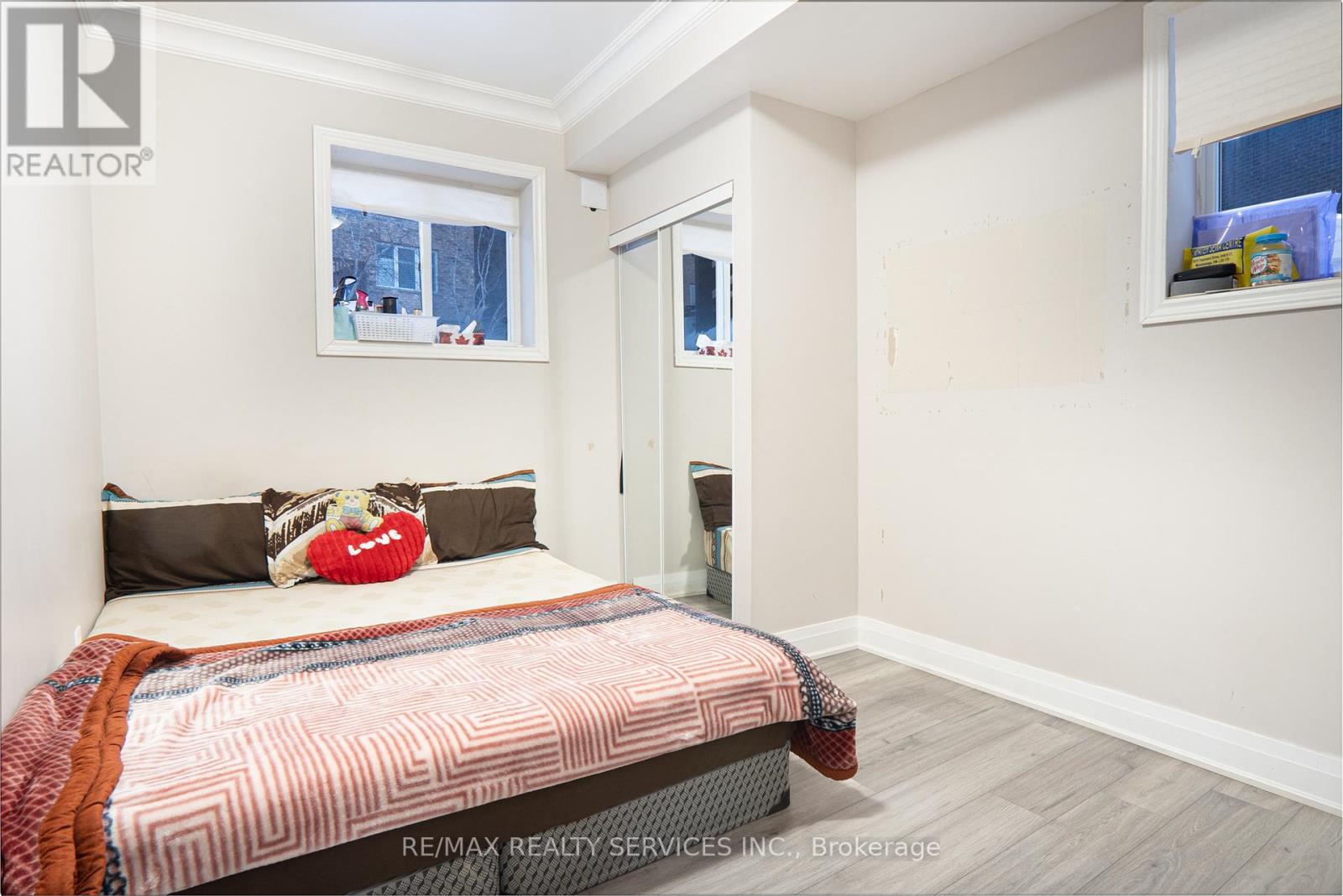 3 TOKARA AVENUE - 22