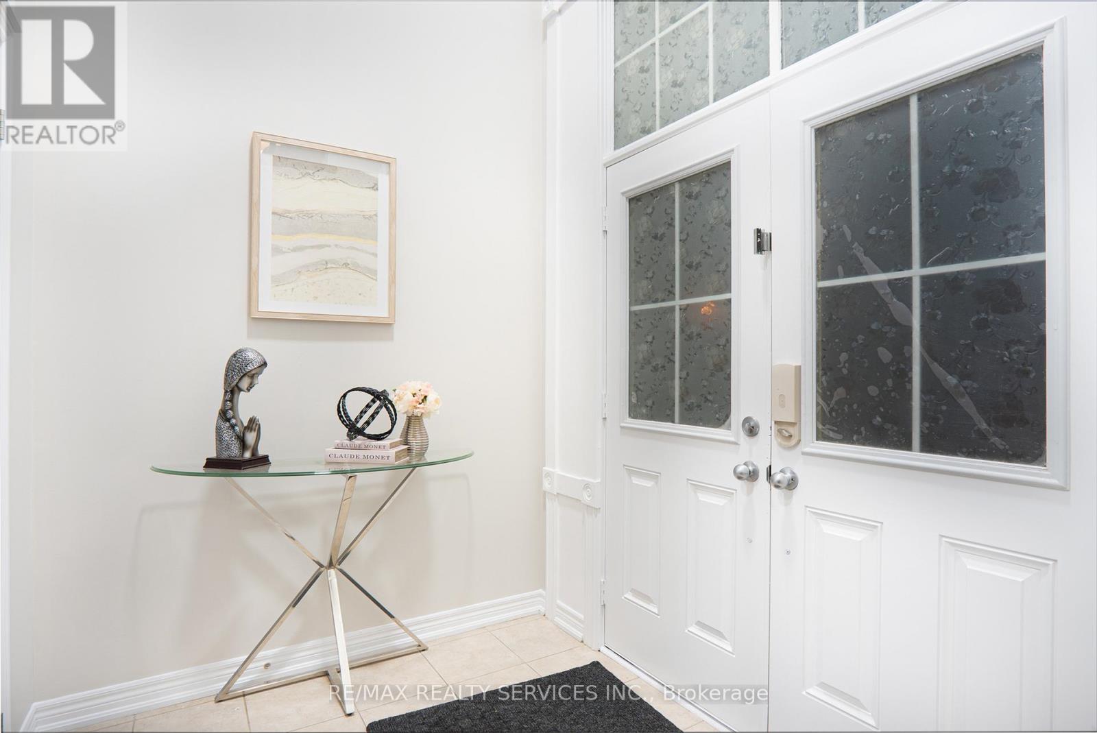 3 TOKARA AVENUE - Photo 3 of 28, Caledon, Ontario