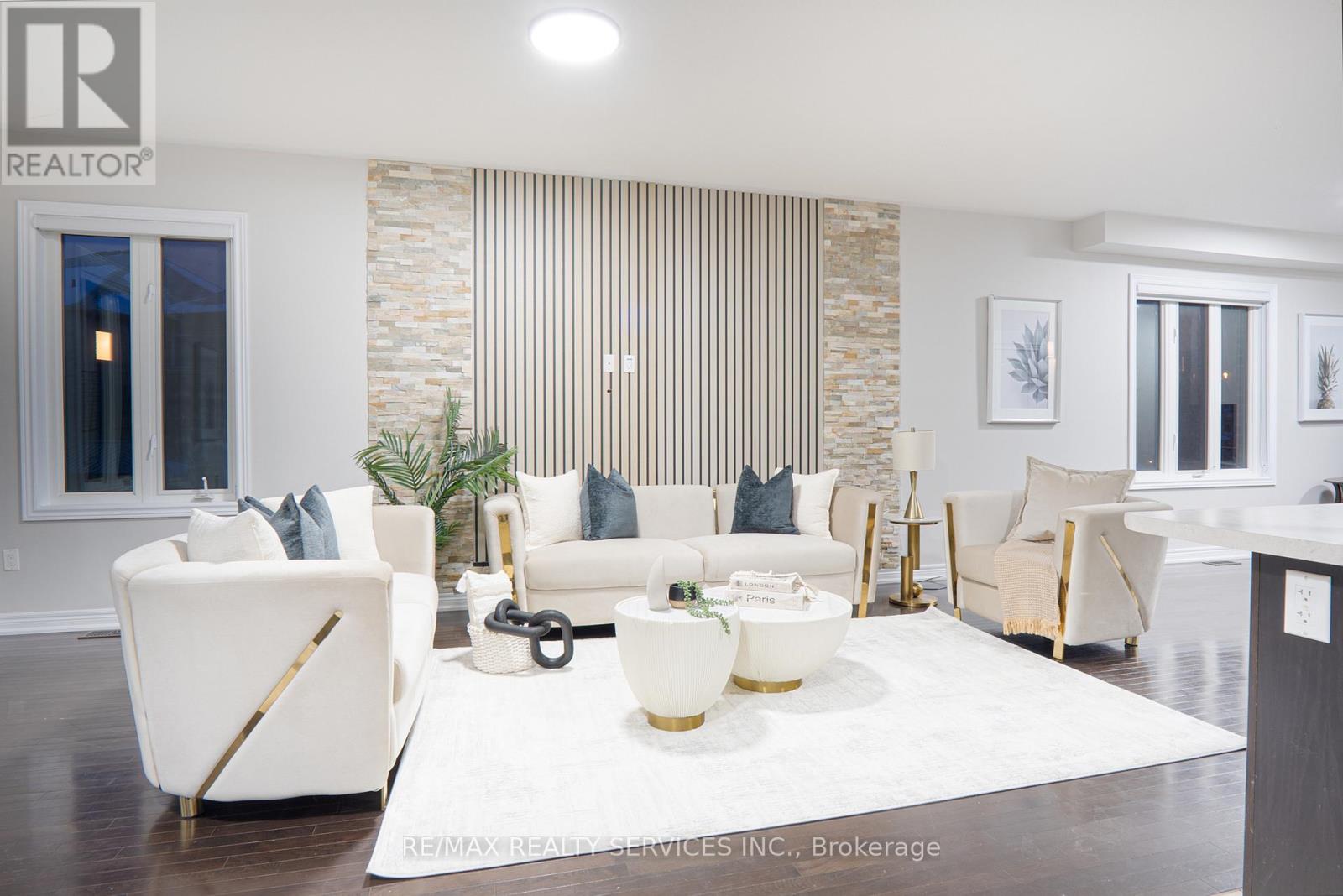 3 TOKARA AVENUE - Photo 4 of 28, Caledon, Ontario