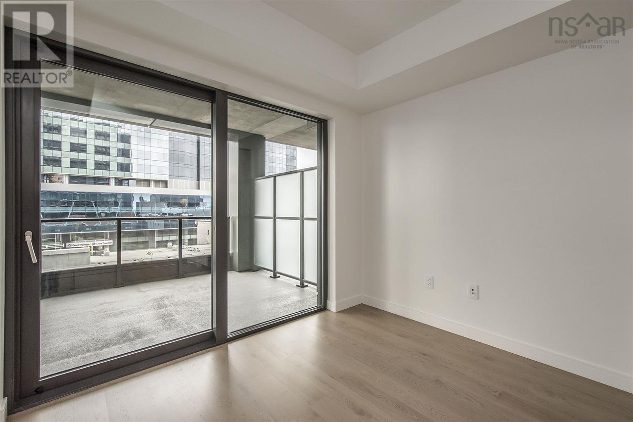 Property 7 of 27 of 902 1650 GRANVILLE Street