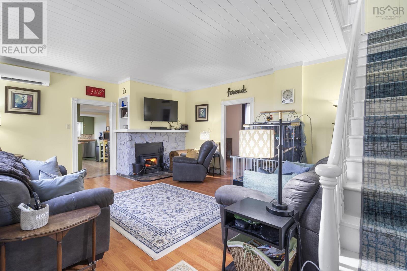 Property 3 of 30 of 301 Town Road