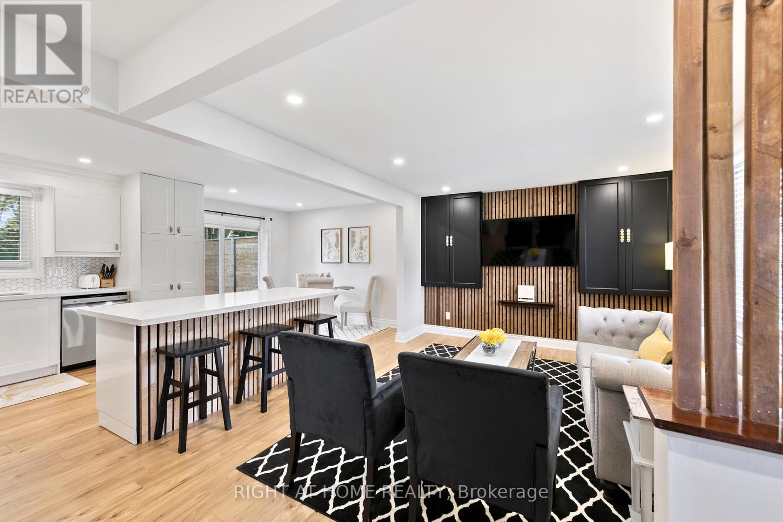 94 STATES AVENUE - Photo 3 of 41, Amherstburg, Ontario