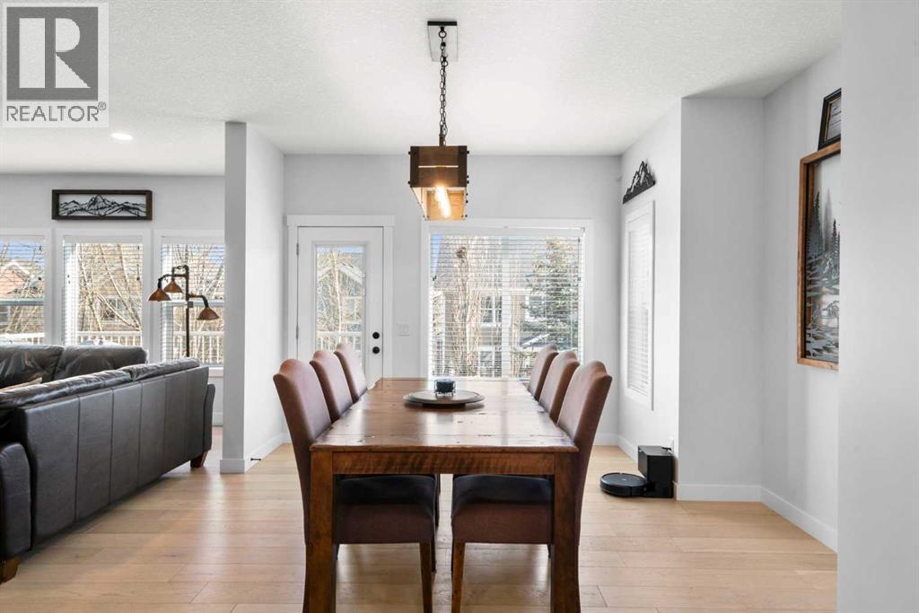 99 Ridge View Close, Cochrane