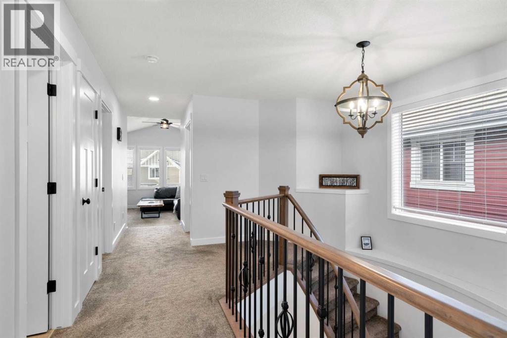 99 Ridge View Close, Cochrane